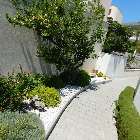 Bozikovic Pensionat 4*