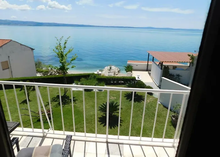 Bozikovic Konukevi 4*
